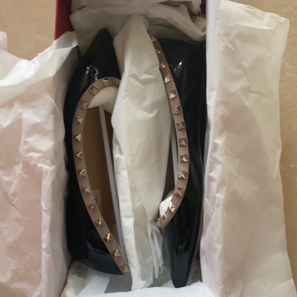 Valentino ballerina flats. Size 37. NIB. Bag w/xtr - Picture 1 of 5